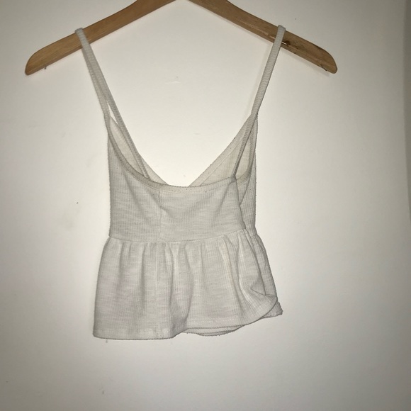 white v neck crop - Picture 2 of 2